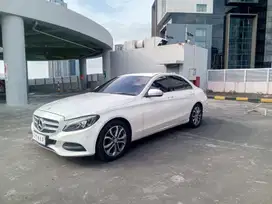 Mercy C 200 AVG 2014 Putih