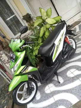 Honda Beat Fi plat B