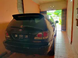 Toyota Harrier 2002 at 3,0 j cepat