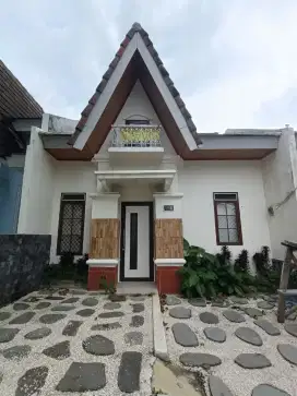 Dikontrakan rumah bagus siap huni di Sentul city