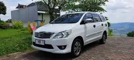 innova 2.5 G 2012 automatic istimewa