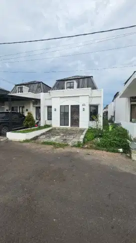 Rumah over kredit siap huni luas 84m²