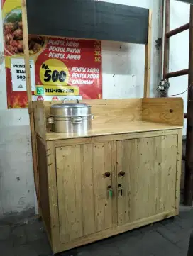 Booth Jati Belanda pakai Roda