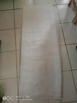 Dijual Kain Puring putih untuk lapisan baju pengantin