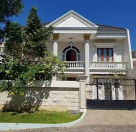 Dijual Rumah Pakuwon City Classic Mewah 2,5 Lantai dkt Kampus ITS