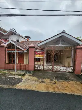 Dijual Rumah ditempat Strategis 850 jt bisa Nego