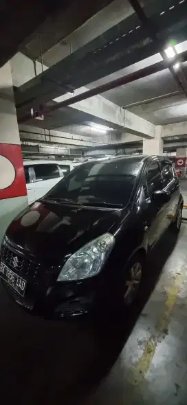 Suzuki Splash Matic Hitam 2014