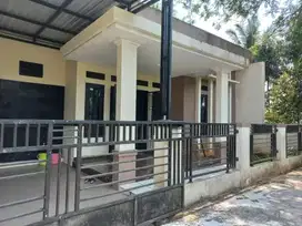 Dijual Rumah full furnished di Cigadung Indah, Pandeglang 200/185, SHM