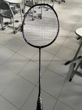 Raket Yonex Astrox Lite