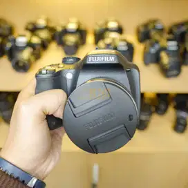 Fujifilm FinePix SL300 No Box Mulus