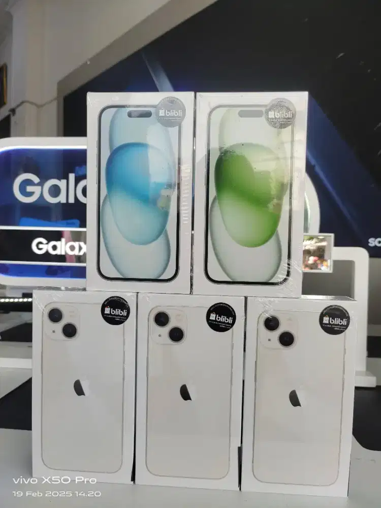 iPhone 15 128 GB green new segel bergaransi resmi