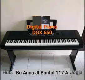 Piano Yamaha Arius 143 sangat mulus