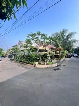 RUMAH DIJUAL CEPAT MURAH DI KOMPLEK BINTARO TYPE HOOK SIAP HUNI