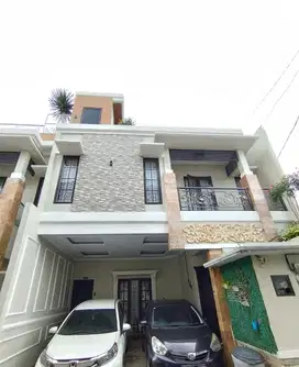 DIJUAL RUMAH MURAH MEWAH DALAM CLUSTER DI KEBAGUSAN SEMI FURNISHED