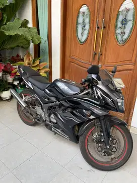 Kawasaki Ninja RR 150 tahun 2015