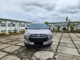 Toyota Innova G Diesel AT 2016