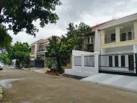 Rumah megah mewah baru di Griya bintara indah LT 200 LB 265
