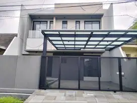 Dijual Rumah Baru Gress Pondok Tjandra 2 Lantai Siiap Huni Row Lebar