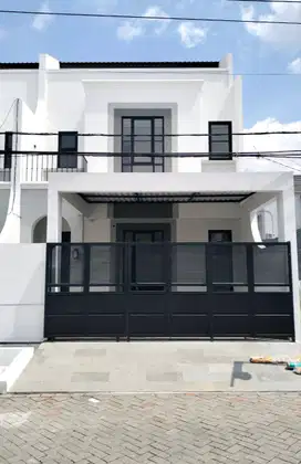 Dijual Rumah Pondok Tjandra American Minimalis Baru Gress 2 Lantai