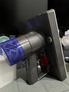 Vacuum buat angkat barang mirip dyson