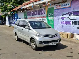 KREDIT DP 5JT DAIHATSU XENIA R DLX 1.3 MATIC 2014