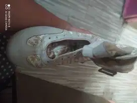 Sepatu Adidas us