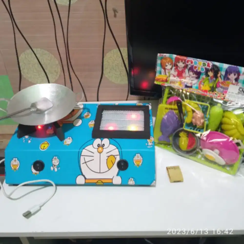 Dibutuhkan host live untuk jam kerja malam hari