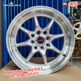 Ready velg ce28 Ring 15x6,5
Pcd : 4x100/114,3 et.0