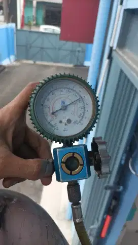 Isi preon ac ,atau servis ac tidak dingin