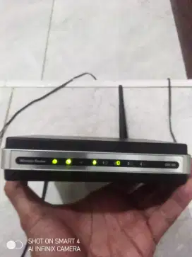 D-Link Router wifi bluetooth model DIR -300