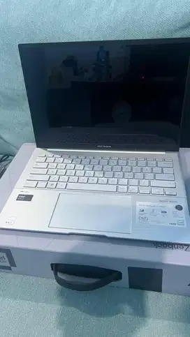 Laptop Asus Zenbook UX3405M 2024 Second Murah
