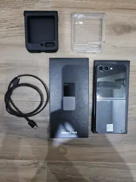 Samsung Z Flip 5 Graphite 8/512gb