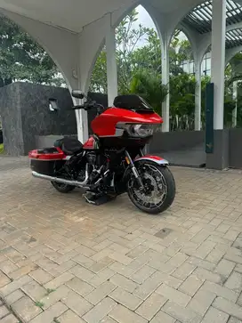 Roadglide CVO brandnew