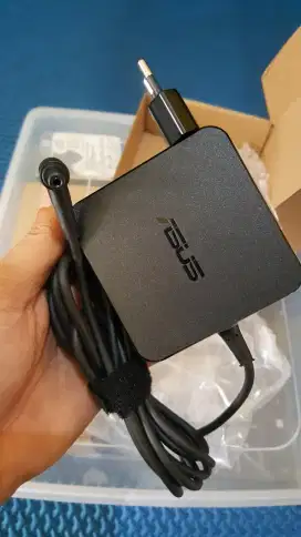 CASAN ORI LAPTOP ASUS (Lobang Besar)