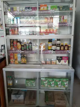 Dijual Etalase, Tabung APAR dan Alat Racik