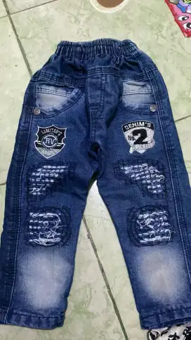 Jeans panjang anak