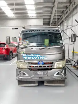 layanan derek towing