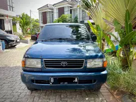 ( CASH ) Toyota Kijang LGX MT 2000