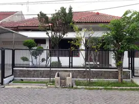 Rumah Klampis Semolo Barat Siap Huni Surabaya MERR ITS Unair Strategis