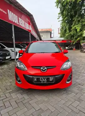 Mazda 2 type R 2011 AT ( Tdp 15jt )