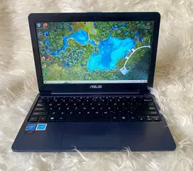 Notebook asus sudah ssd