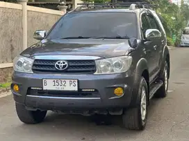 Toyota Fortuner G lux 2.7 AT 2008 Abu abu