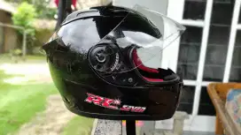 Dijual helm kyt rc seven