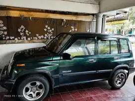 Suzuki Escudo 1998 Bensin