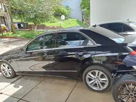 Mercedes E 250 CGI tahun 2010