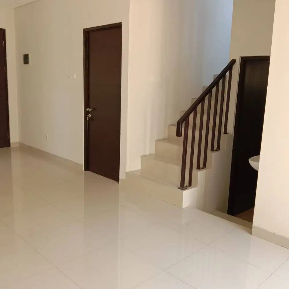 Dijual Rumah 2 lantai Cosmo Estate Lippo Cikarang