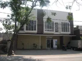 KANTOR (BEKAS) PERCETAKAN DAN 2 BUAH RUKO