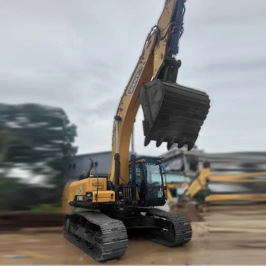 EXCAVATOR BEKAS 30 TON  SY330H SANY BALIKPAPAN