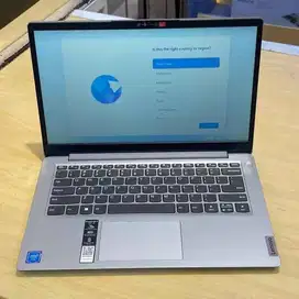 Lenovo ideapad slim 1i intel n4020 8gb/512gb ssd windows 11 ohs 14 inc