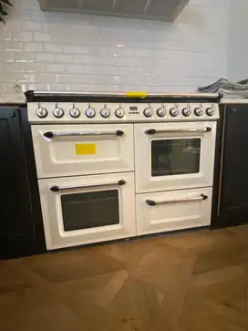 SMEG COOKER & HOOD